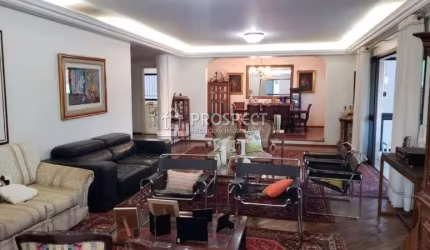 Oportunidade - Apto no Centro com 360 m²  | 4 suítes | 3 vagas | R$900.000,00