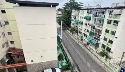 Apartamento com 2 quartos à venda na Rua Carlos Palut, Taquara, Rio de Janeiro, 48 m2 por R$ 175.000