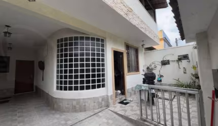 Casa com 3 quartos à venda na Rua Monsenhor Marques, Pechincha, Rio de Janeiro, 191 m2 por R$ 599.000