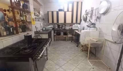 Casa comercial para alugar na Estrada Rodrigues Caldas, Taquara, Rio de Janeiro, 110 m2 por R$ 2.100