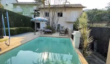 Casa em condomínio fechado com 4 quartos à venda na Rua Dionísio Silveira, Taquara, Rio de Janeiro, 335 m2 por R$ 800.000