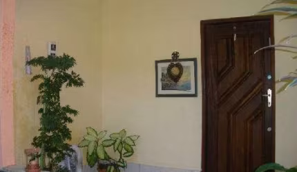 Casa em condomínio fechado com 2 quartos à venda na Estrada Bougainville, Jacarepaguá, Rio de Janeiro, 212 m2 por R$ 800.000