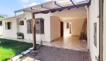 Casa para Venda em Maringá, Conjunto Requião, 3 dormitórios, 1 suíte, 1 banheiro, 4 vagas