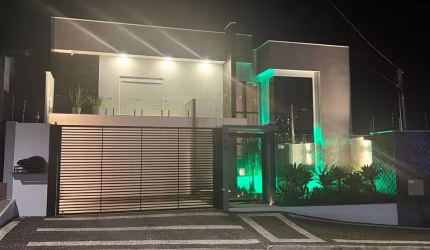 Casa com 4 suítes e uma área gourmet impressionante.