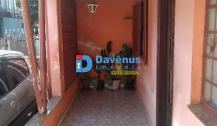 2 CASAS NO MESMO TERRENO CHORA MENINO