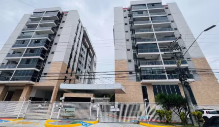 Vende-se belíssima cobertura duplex no condomínio Sollarium com 2 suítes e área gourmet