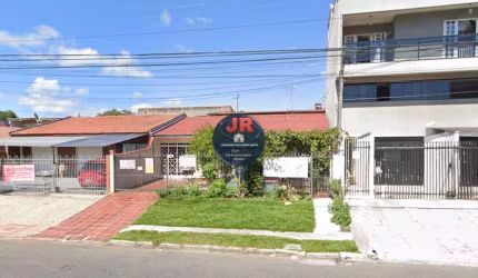 Casa térrea na melhor localização do Sítio Cercado, 3 quartos e ótimo espaço gourmet