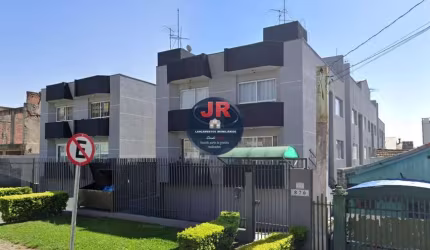 Apartamento com três quartos sendo uma suíte e duas vagas