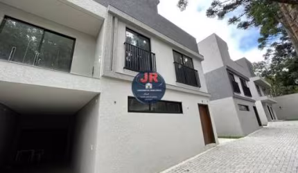 Sobrado à venda no bairro Boa Vista - Curitiba/PR