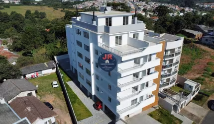 Cobertura duplex, 3 quartos, sendo 1 suite e 3 vagas, à venda em São José dos Pinhais.