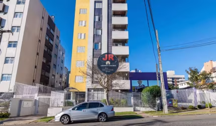 Apartamento com móveis planejados na melhor localização do Cabral