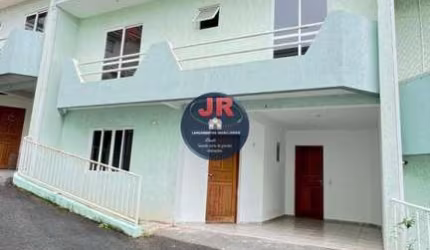 Casa à venda no bairro Xaxim - Curitiba/PR
