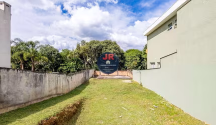 Terreno em Condomínio à venda a 2 minutos do parque barreirinha em curitiba