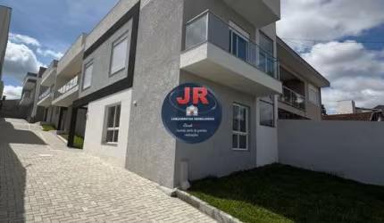 Tríplex com um lindo terraço, com 3 quartos sendo uma suíte