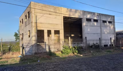 Barracão / Galpão / Depósito à venda na Rua Mário Almir Grandi, 1, Arroio da Manteiga, São Leopoldo por R$ 420.000