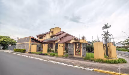 Casa com 3 quartos à venda na Rua São José, 777, São José, São Leopoldo por R$ 1.800.000
