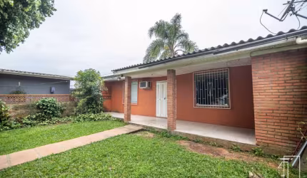 Casa com 2 quartos à venda na Rua Irmão Bertoldo Schneider, 90, Cristo Rei, São Leopoldo por R$ 310.000