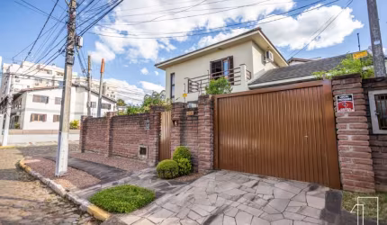 Casa com 4 quartos à venda na Rua Epifâneo Fogaça, 505, Cristo Rei, São Leopoldo por R$ 697.520