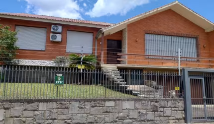 Casa com 3 quartos à venda na Rua Azambuja Fortuna, 342, Fião, São Leopoldo por R$ 850.000