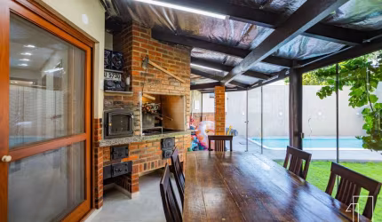 Casa com 4 quartos à venda na Rua Padre Cristóvão de Mendonza, 436, Cristo Rei, São Leopoldo por R$ 1.200.000