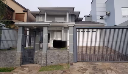 Casa com 3 quartos à venda na Pernambuco, 323, Centro, Portão por R$ 1.300.000