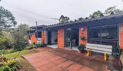 Chácara / sítio com 6 quartos à venda na Rua Christopher Levalley, 2707, Jardim América, São Leopoldo por R$ 700.000