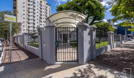 Casa com 3 quartos à venda na Rua Lindolfo Collor, 230, Centro, São Leopoldo por R$ 2.100.000