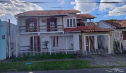 Casa com 3 quartos à venda na Rua Nereu Ramos, 739, Silva, Sapucaia do Sul por R$ 800.000