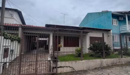 Casa com 4 quartos à venda na Avenida João Neves da Fontoura, 71, Parque Amador, Esteio por R$ 760.000