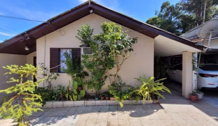 Casa com 4 quartos à venda na Rua Fernando Ribeiro de Castro, 160, Duque de Caxias, São Leopoldo por R$ 280.000