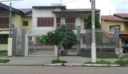 Casa com 5 quartos à venda na Rua Cruz Alta, 339, Centro, Esteio por R$ 2.130.000