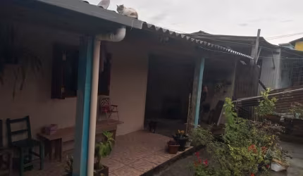 Casa com 2 quartos à venda na Rua Ingo Leopoldo Ebert, 212, Vila Três Marias, Esteio por R$ 160.000