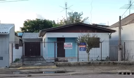Casa com 2 quartos à venda na Rua Soledade, 850, Centro, Esteio por R$ 398.000