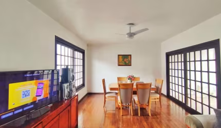 Casa com 3 quartos à venda na Beco Assis Brasil, 177, Centro, Sapucaia do Sul por R$ 900.000