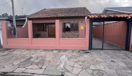 Casa com 3 quartos à venda na José Casemiro Castilhos, 293, Vila Olímpica, Esteio por R$ 700.000