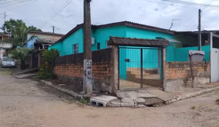 Casa com 2 quartos à venda na Célia Silva Tavares, 01, Parque Primavera, Esteio por R$ 128.000