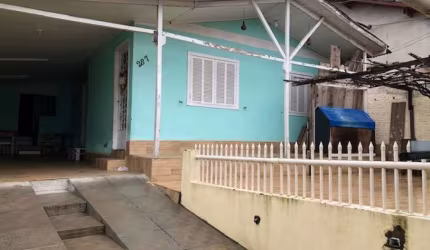 Casa com 4 quartos à venda na Avenida Rio Branco, 287, Parque Amador, Esteio por R$ 300.000