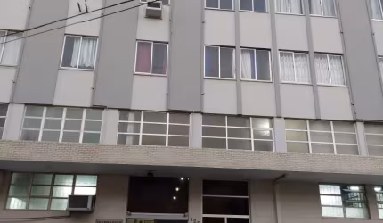 Apartamento 3 dormitórios - mobiliado - Edif. Trabalhador Catarinense - Centro