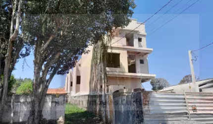 Casa à venda no bairro Boqueirão - Curitiba/PR