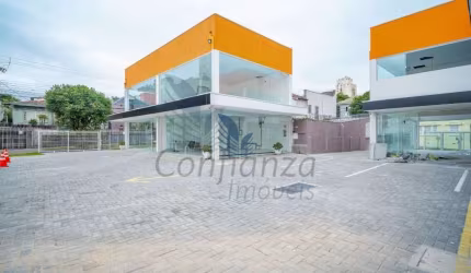 Ponto comercial com 3 salas para alugar na Duque de Caxias, 550, São Francisco, Curitiba por R$ 7.000