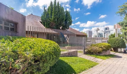 Casa comercial para alugar na Rua Fernando Simas, 1010, Mercês, Curitiba por R$ 17.900