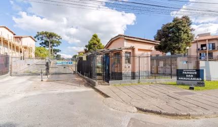 Apartamento com 3 quartos à venda na Rua Guilherme Lunardon, 300, Pilarzinho, Curitiba por R$ 249.900
