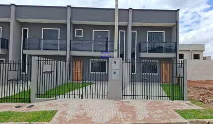 SOBRADO 106M², 3 QUARTOS, UMA SUITE, SALA 2 AMBIENTE, 3 BANHEIROS, EDICULA COM CHURRASQUEIRA, SACADS, ESPAÇO 2 CARROS, RUA PRINCIPAL, PROX COLÉGIO EST