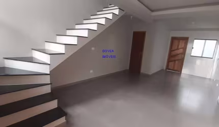 SOBRADO 2 QUARTOS GRANDE, ESPAÇO GRANDE NOS FUNDOS E NA FRENTE, CENTRO DO RIO BONIRO, PROX TERMINAL TATUQUARA, / SAINDA PARA PINHEIRINHO, CAPÃO RASO