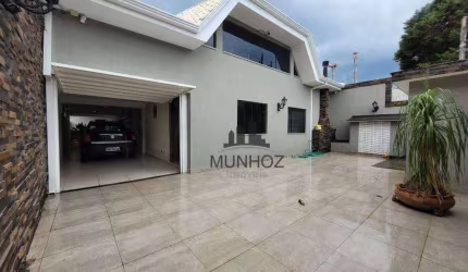 Casa com 3 dormitórios à venda, 659 m² por R$ 1.850.000,00 - Boa Vista - Curitiba/PR