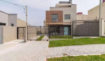 Sobrado com 3 dormitórios à venda, 110 m² por R$ 649.000 - Uberaba - Curitiba/PR