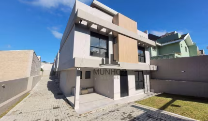 Sobrado com 3 dormitórios à venda, 127 m² por R$ 790.000,00 - Santa Felicidade - Curitiba/PR