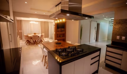 Linda Casa Alto Padrão toda Mobiliada Localizada no Neoville