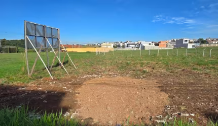 Terreno de 360m² pronto para construir no Neoville