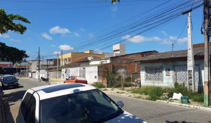 TERRENO DE 300 MTS²  PRÓXIMO AO KOMPRÃO EM CAMBORIÚ!